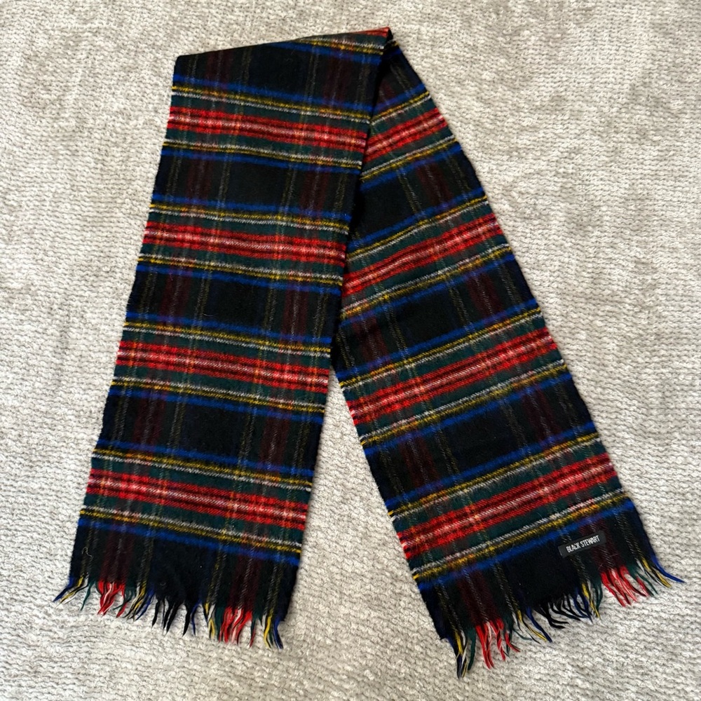 Black Stewart Tartan Wool Scarf Red Plaid Fringe Classic Winter Holiday Unisex